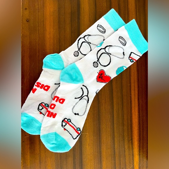 Nursing socks funny OS NWOT off duty do not disturb - Picture 1 of 2